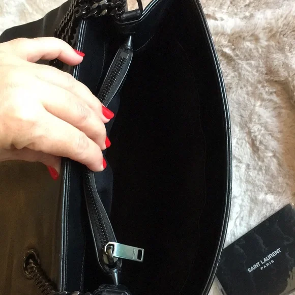 Yves Saint Laurent Lou Lou black YSL bag - Picture 13 of 17